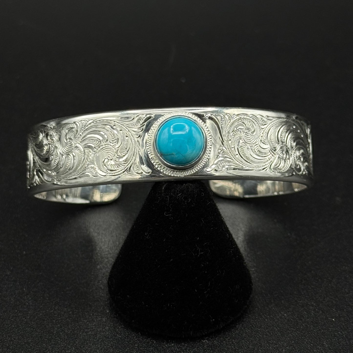 5/8" Sterling Cuff with 10mm Kingman Turquoise
